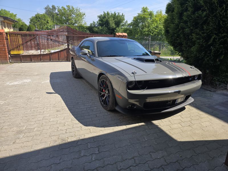 Dodge Challenger 392 shakedown