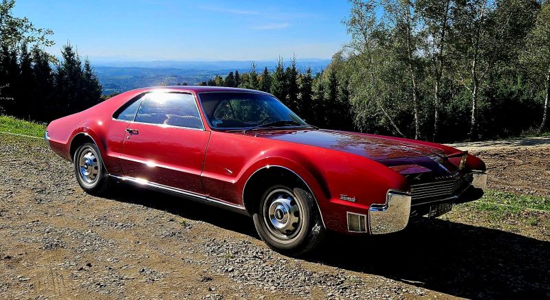 Oldsmobil  Toronado