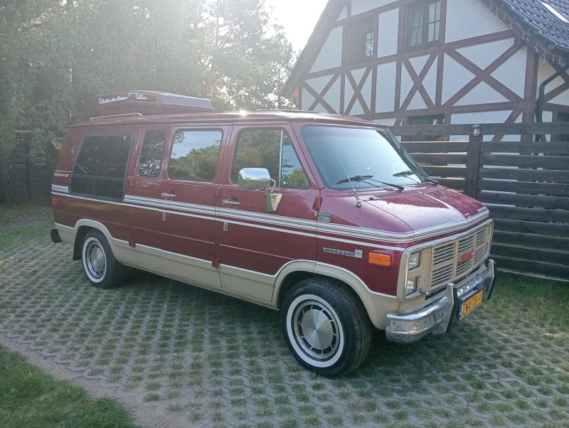 Chevrolet G 20 GMC Vendura
