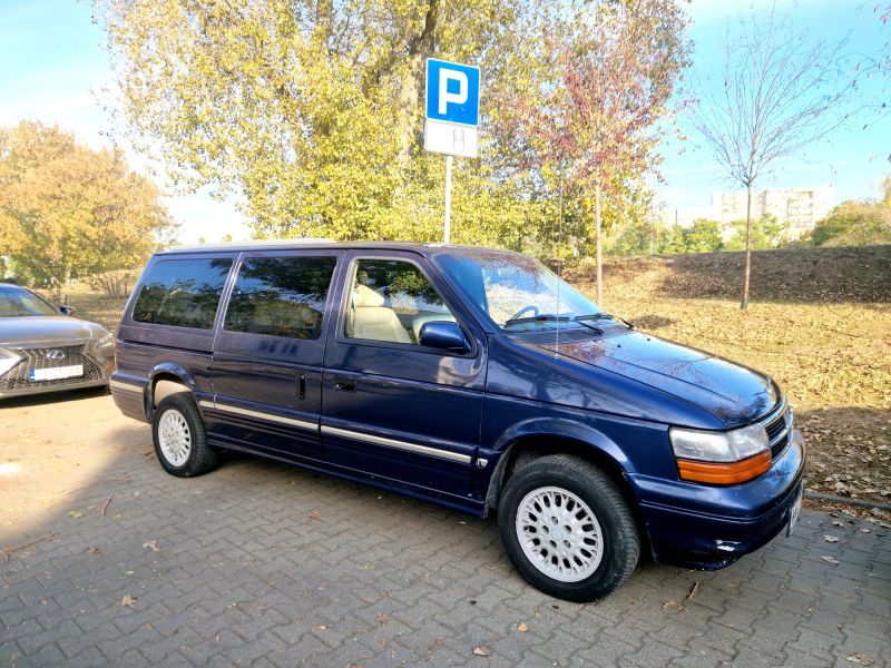 Chrysler Town & Country
