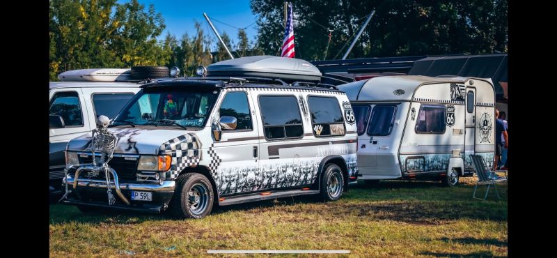 Ford Econoline