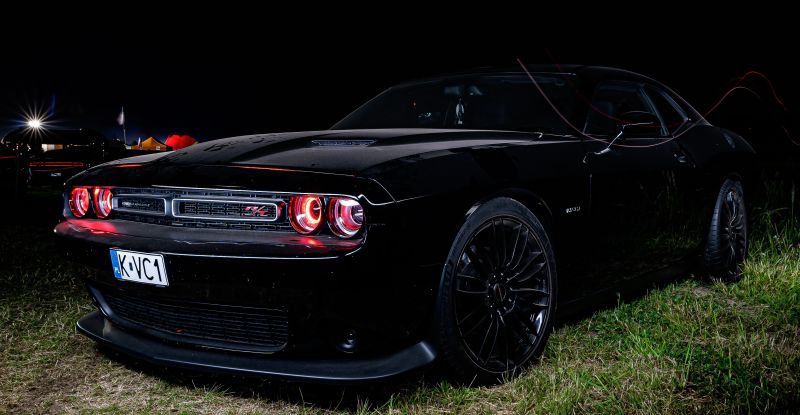 dodge challenger