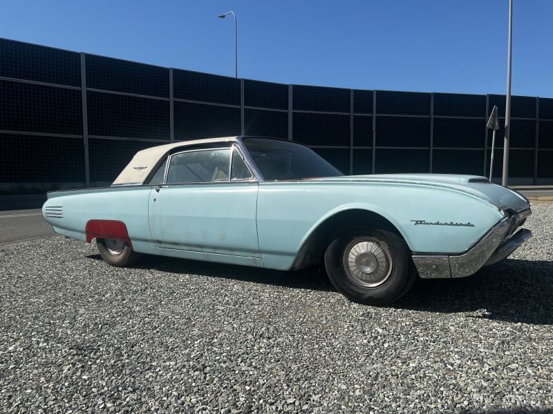 Ford Thunderbird