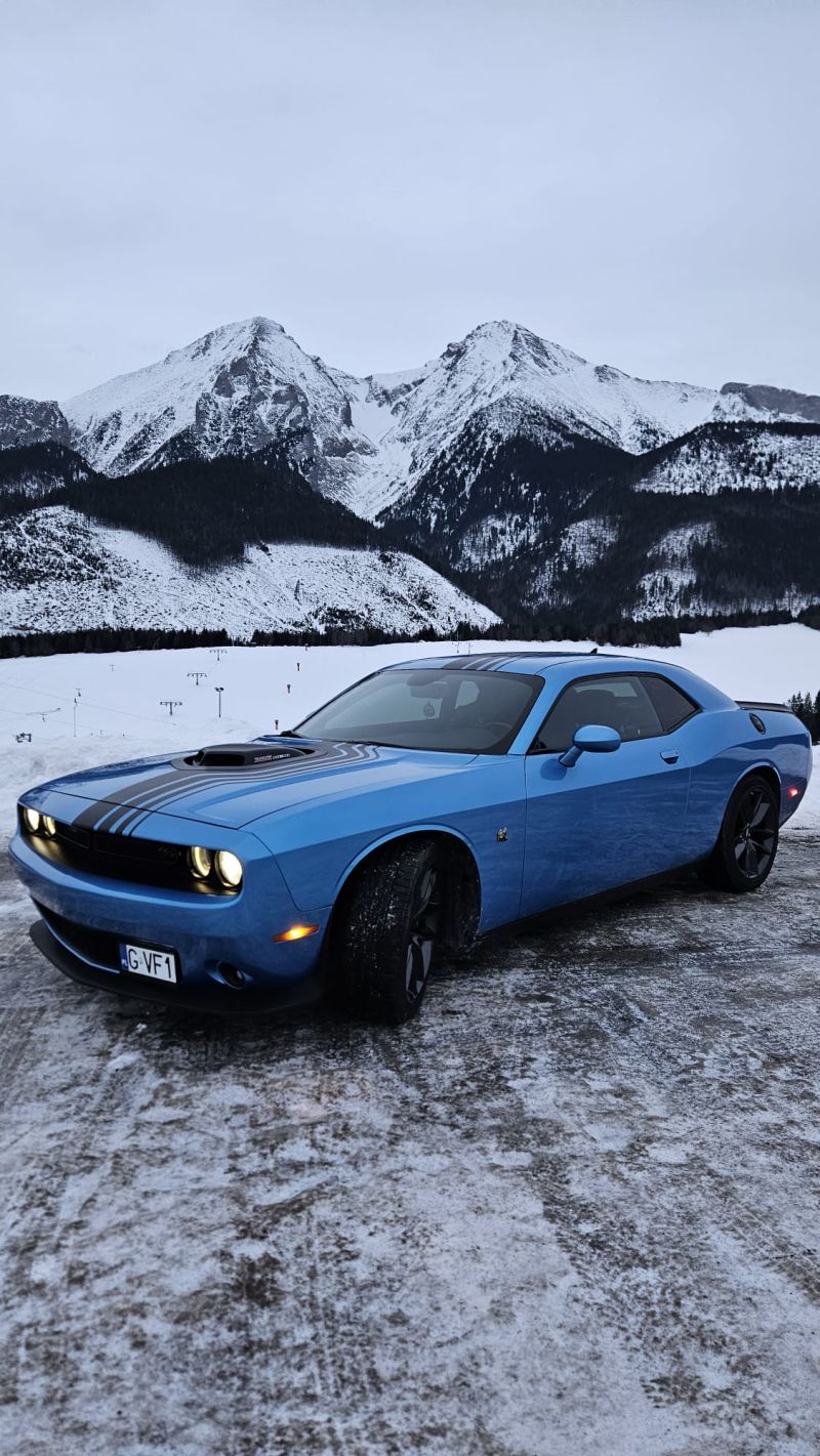 Dodge Challenger 