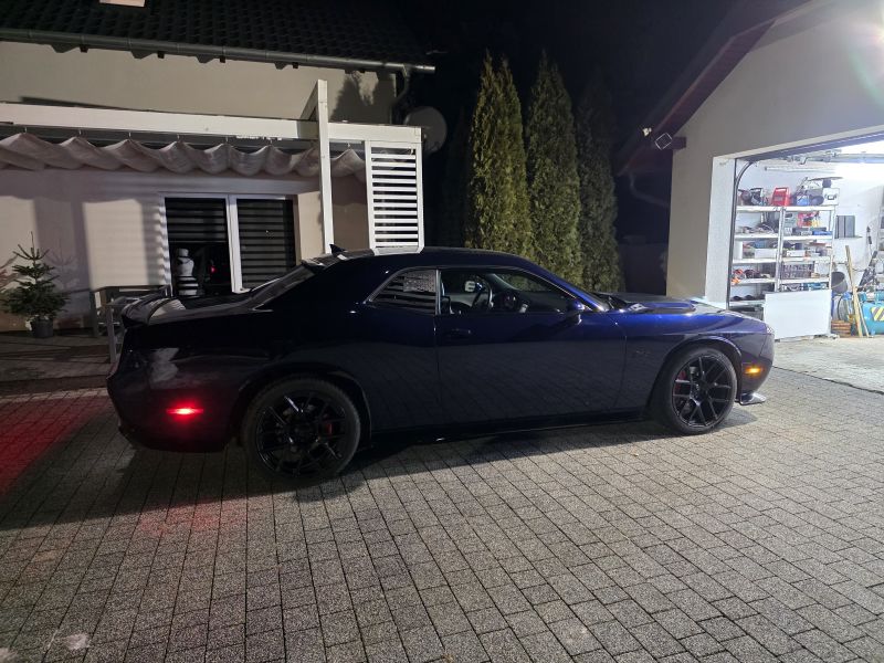 Dodge  Challenger 