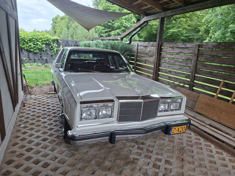 Chrysler New Yorker 
