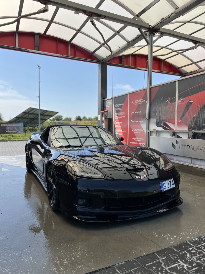 Chevrolet  Corvette