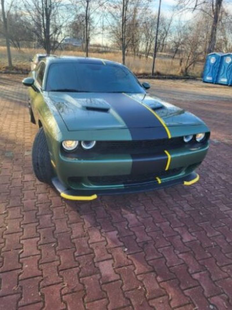 Dodge Challenger 