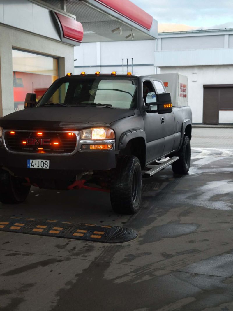 GMC Sierra