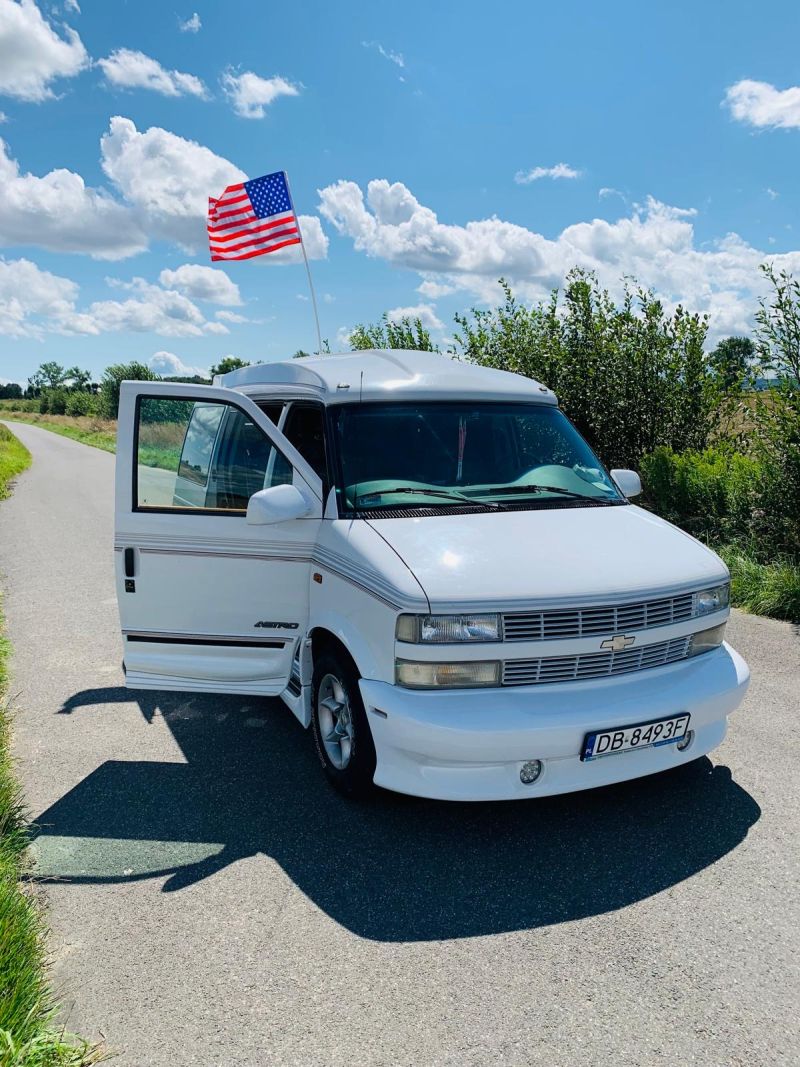 Chevrolet Astro
