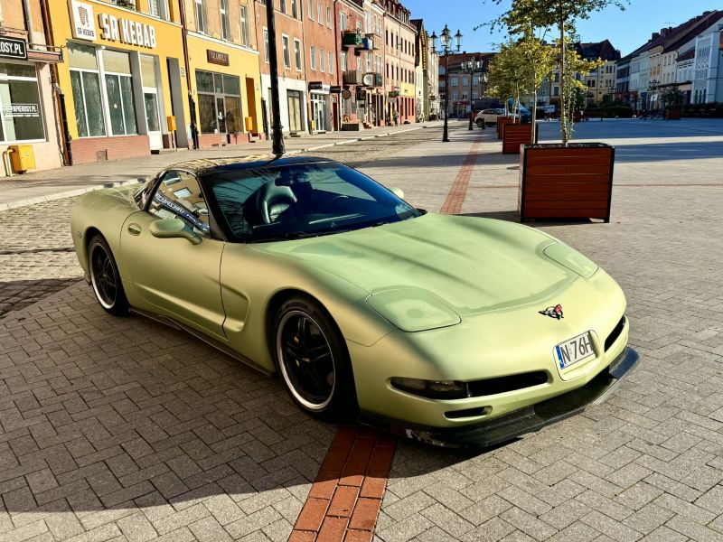 CHEVROLET CORVETTE