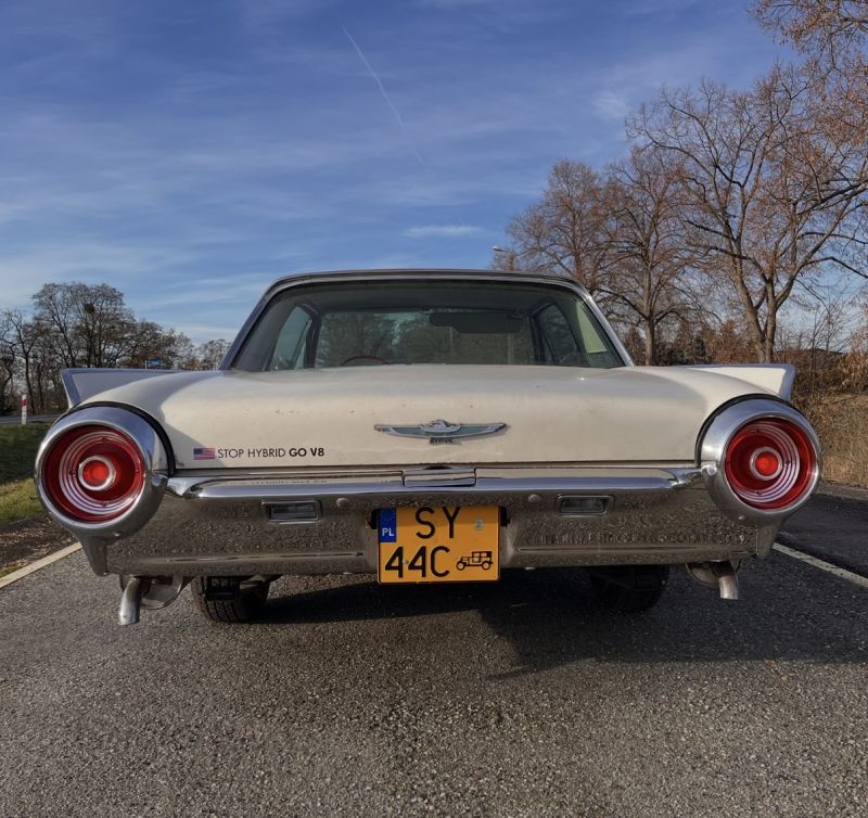 Ford Thunderbird