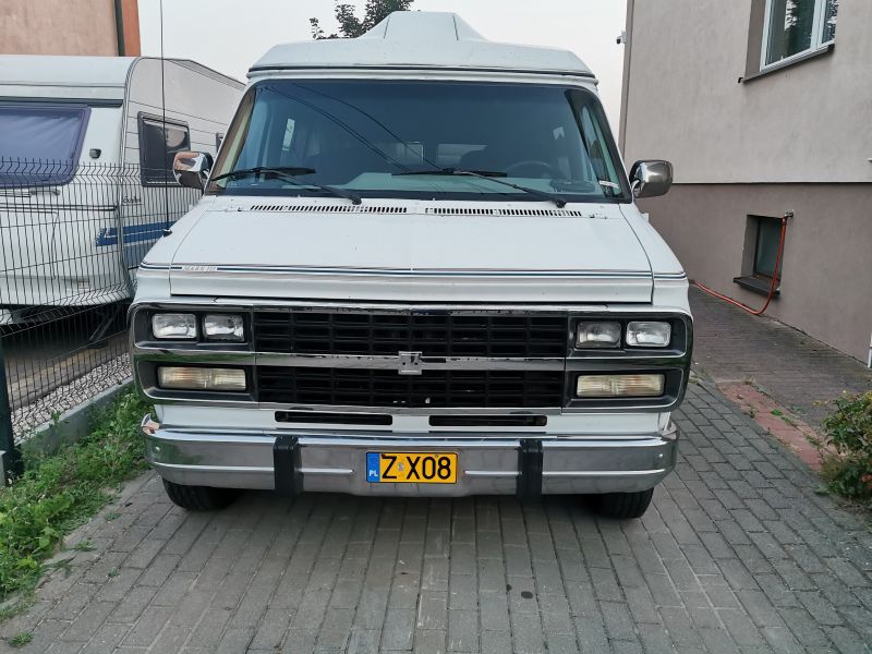 Chevrolet  G20