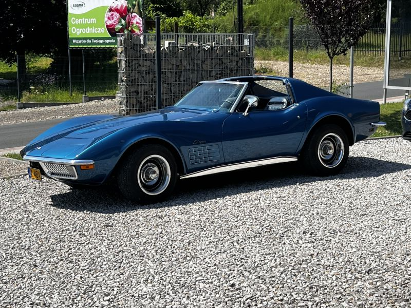 Chevrolet  Corvette 