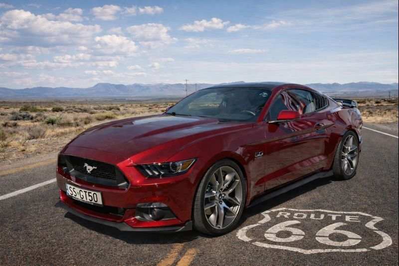 Ford  Mustang 