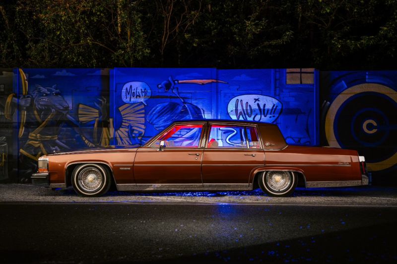 Cadillac  Fleetwood Brougham D'elegance