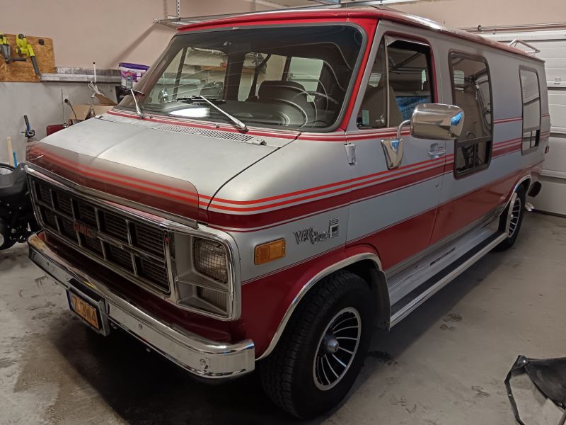 GMC VANDURA 