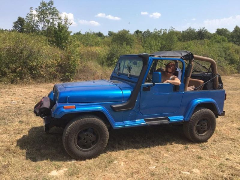 Jeep Wrangler YJ