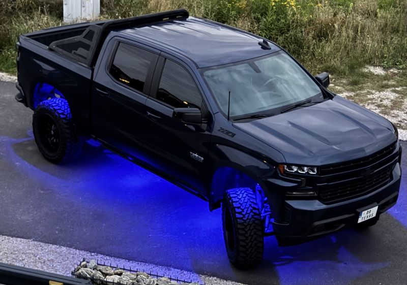 Chevrolet  Silverado 