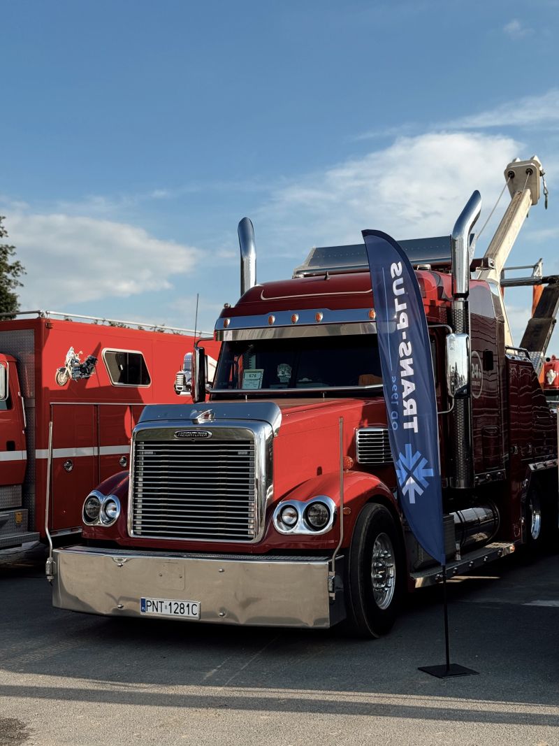 Freightliner Coronado