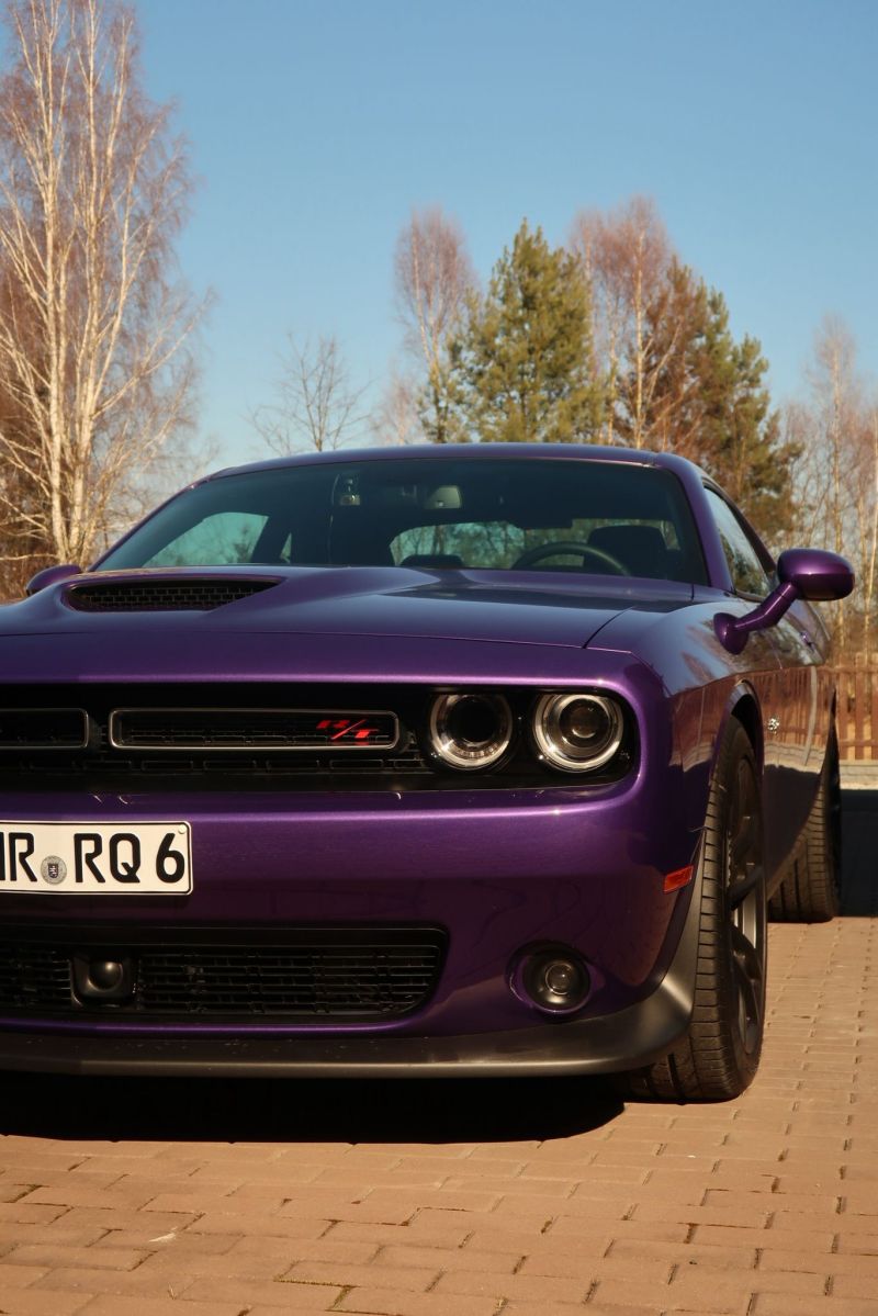 Dodge Challenger 