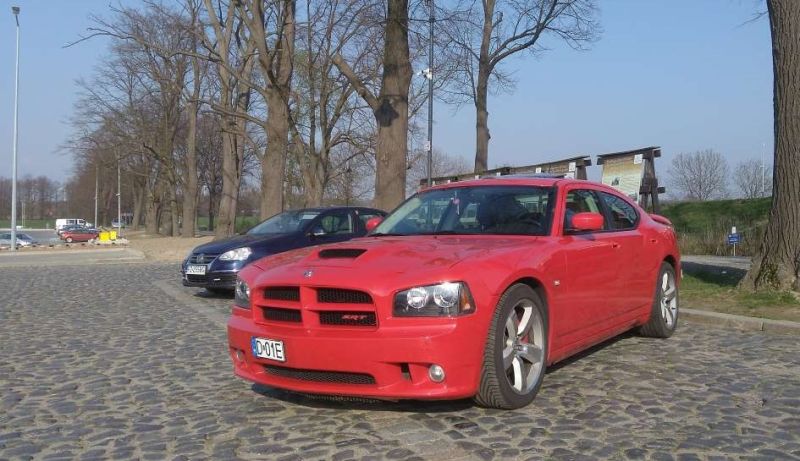 Dodge ChargerSRT8