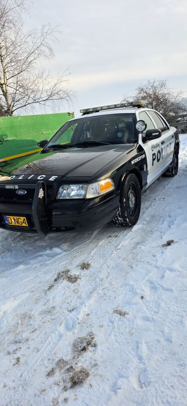 Ford Crown Victoria