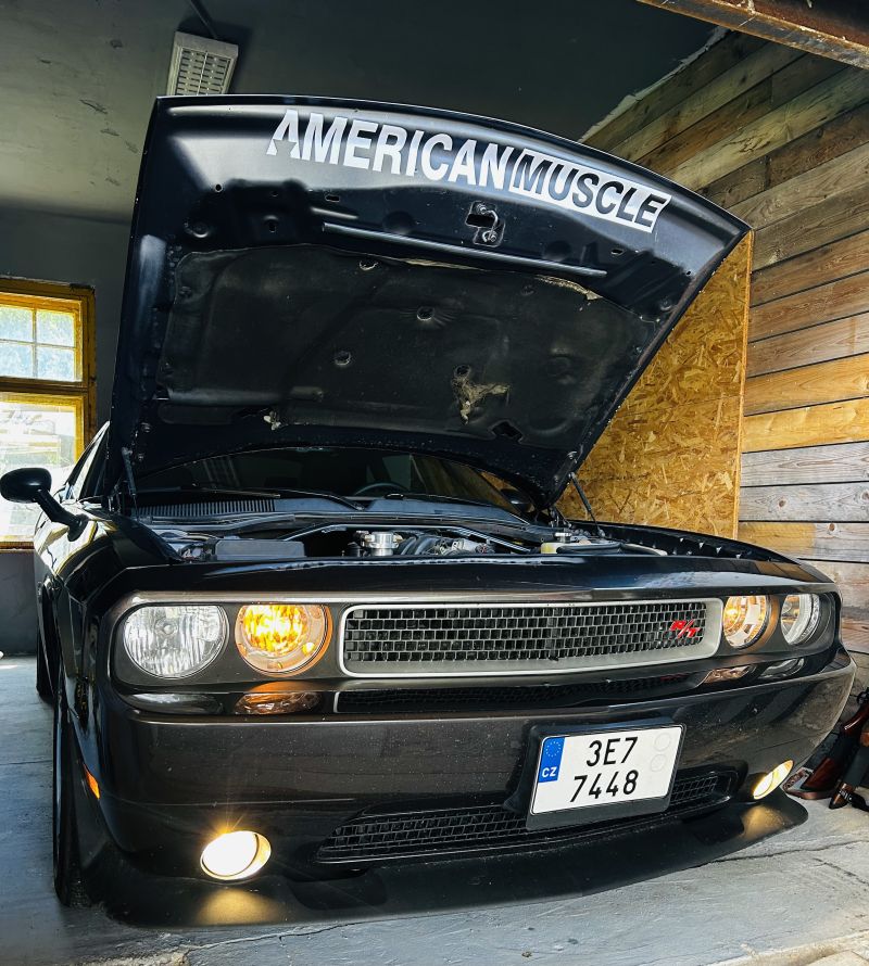 Dodge Challenger 