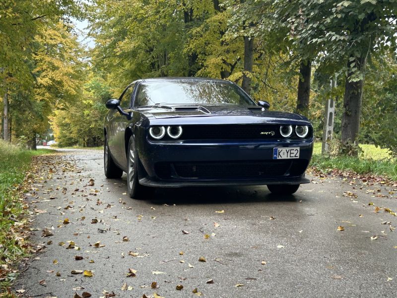 Dodge Challenger 