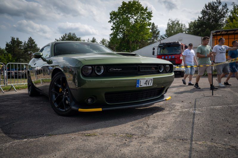 Dodge  Challenger 