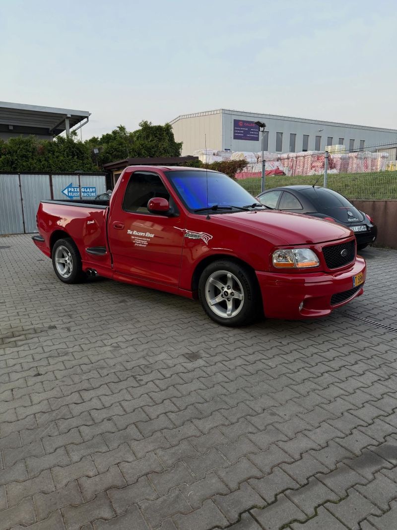 Ford F-150 svt