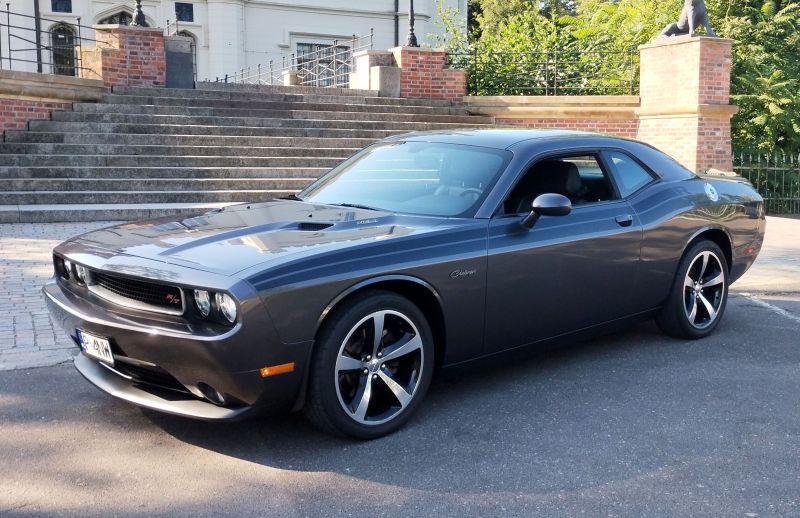 Dodge  Challenger