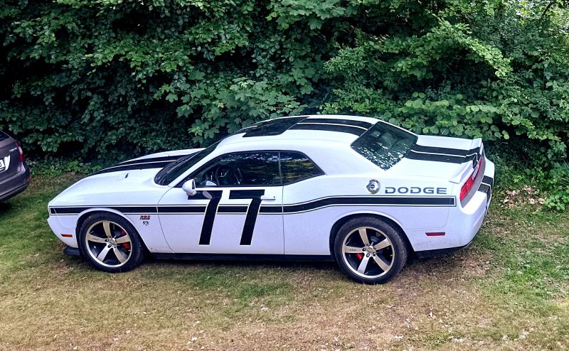 Dodge Challenger
