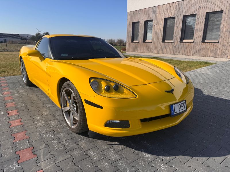 Chevrolet  Corvette 
