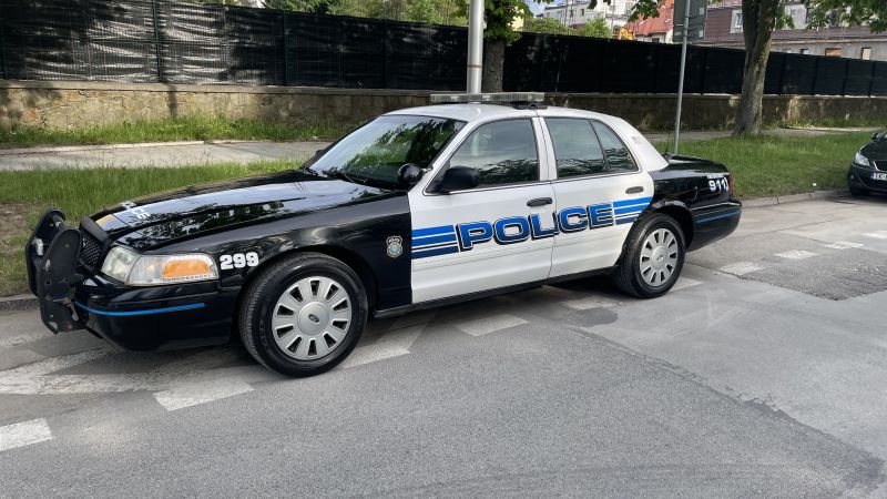 Ford Crown Victoria 