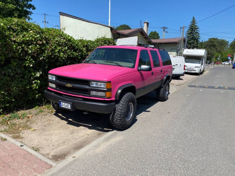 chevrolet suburban