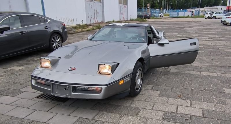 Corvette C4