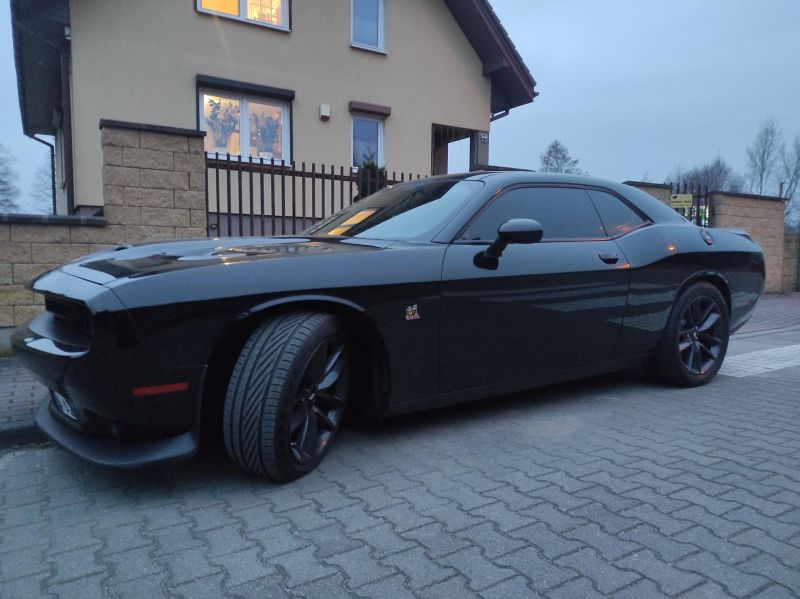 Dodge Challenger R/T Scat Pack