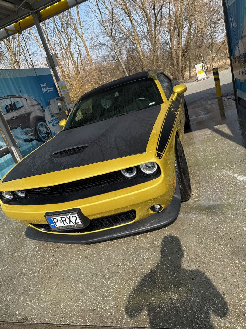 Dodge Challenger