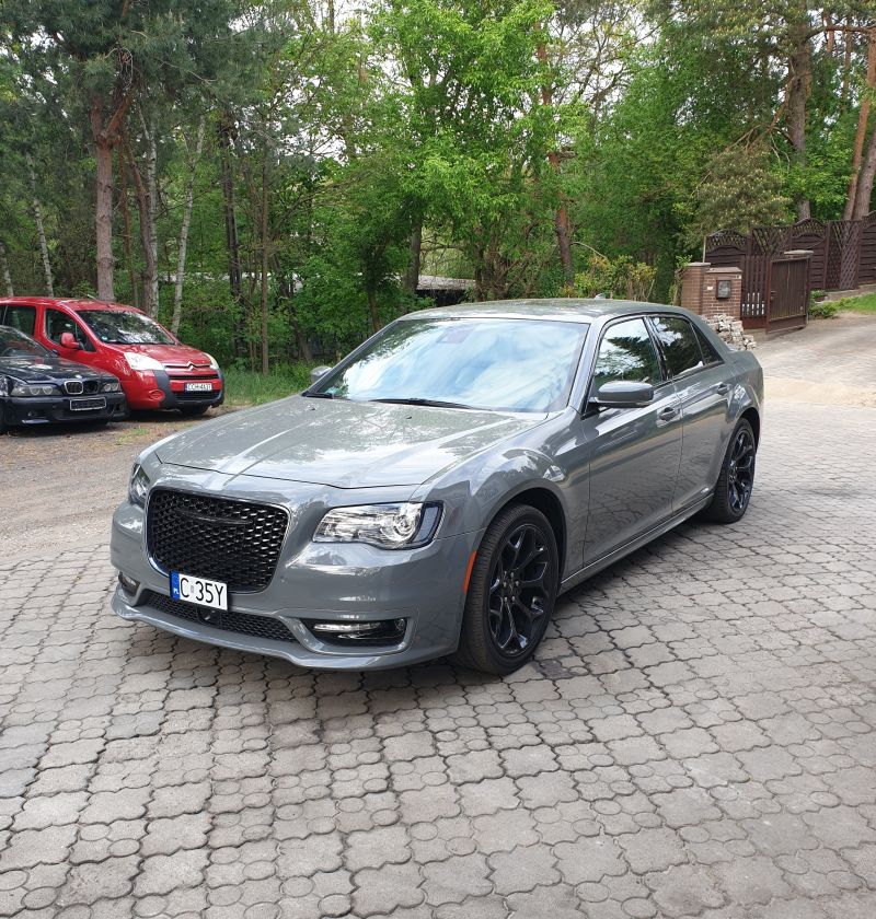 Chrysler 300S