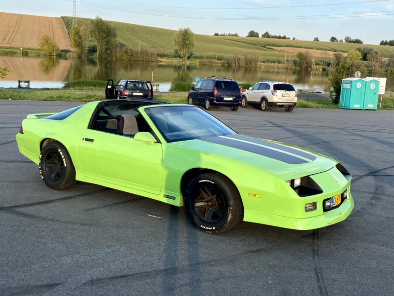 Chevrolet  Camaro 