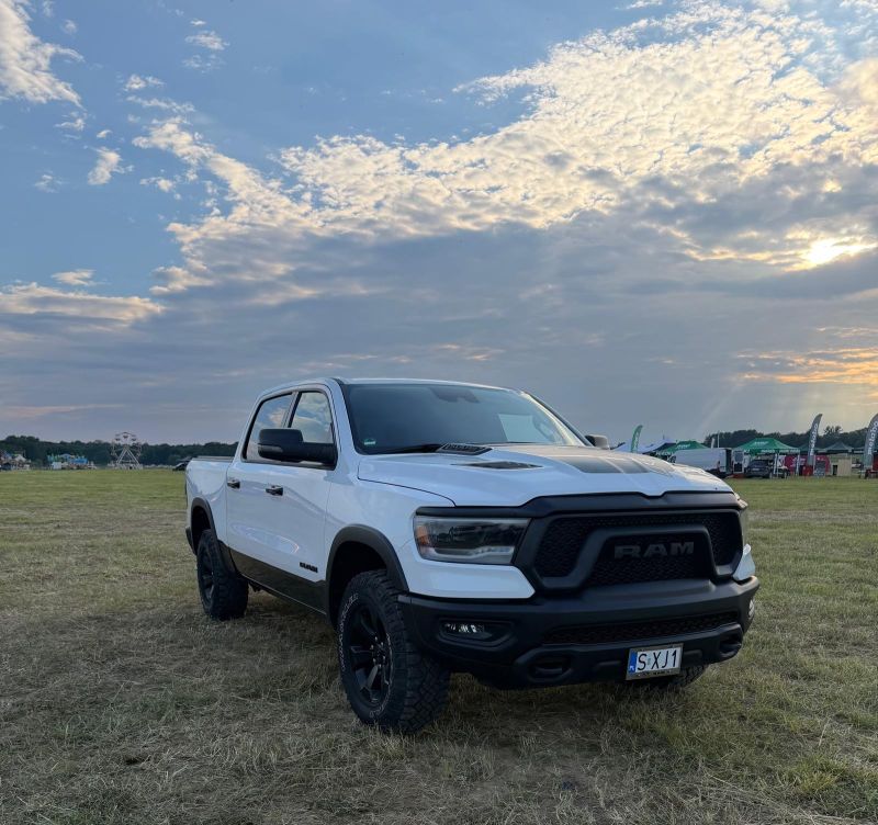 Dodge  Ram
