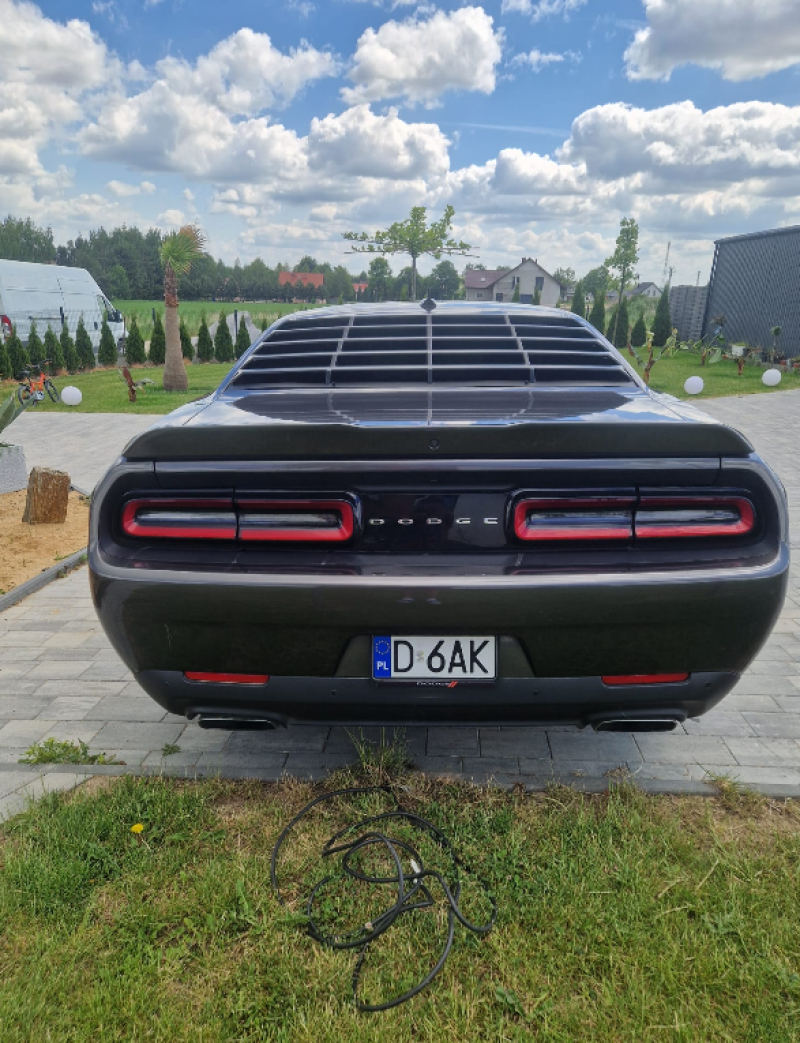 Dodge Challenger