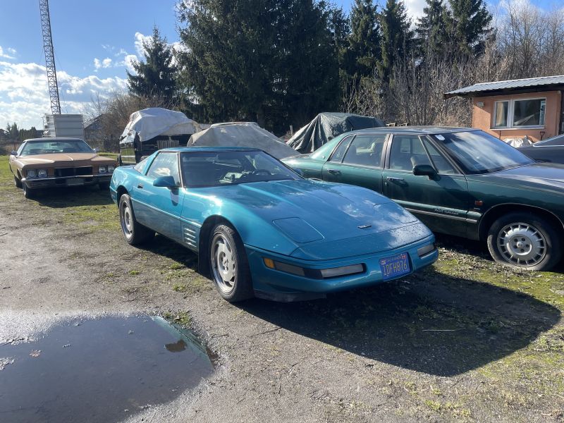 Chevrolet  Corvette