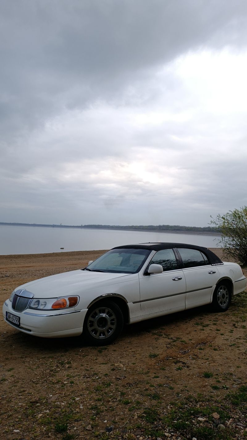 Lincoln Town Car