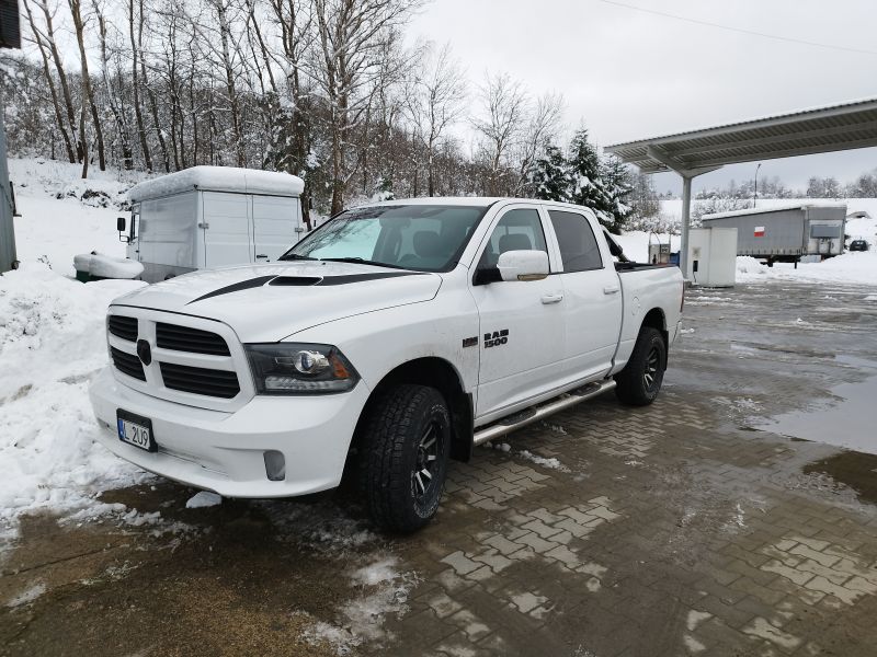 Dodge Ram 1500 Sport