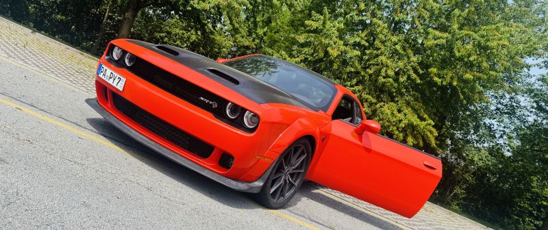 Dodge Challenger SRT Redeye