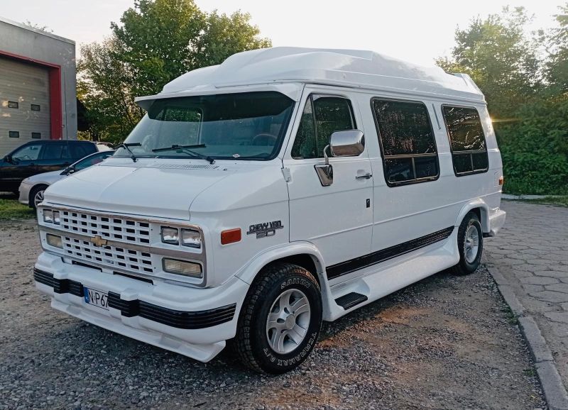 CHEVROLET  CHEVY VAN G20 
