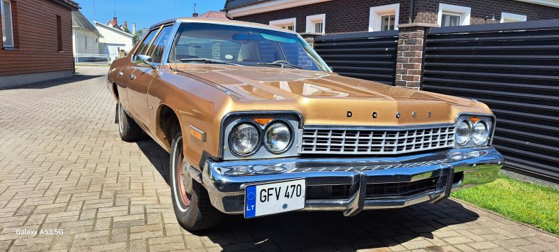 Dodge Monaco