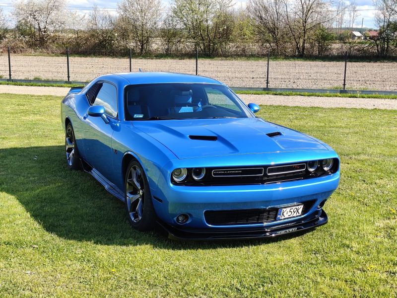 Dodge Challenger